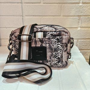 Trendy Snakeskin Print Crossbody Bag with Bold Striped Strap